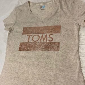 TOMS New T-Shirt Short Sleeves NWOT Sz S